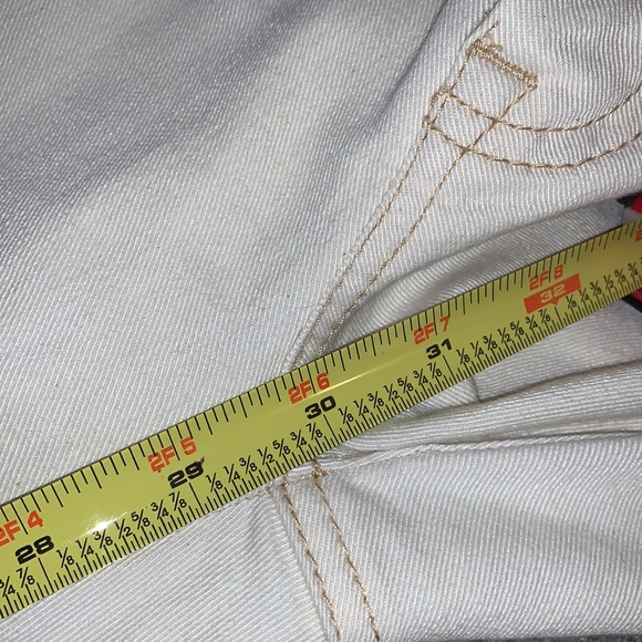 Tommy Bahama Jeans - Picture 8 of 8